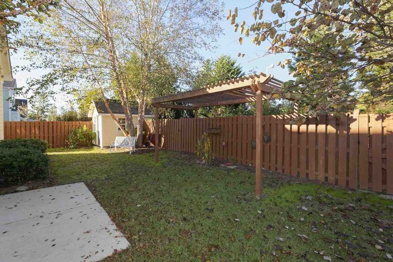 203 Kintyre Dr, Clayton, NC 27520