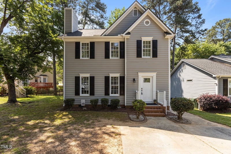 203 Kronos Ln, Cary, NC 27513