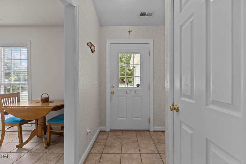203 Kudrow Ln, Morrisville, NC 27560
