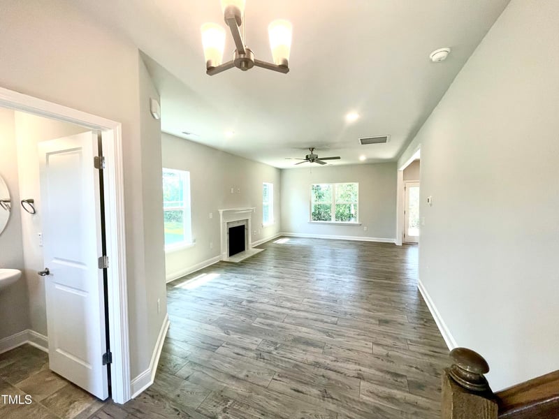 203 Lake Edge Dr, Lillington, NC 27546