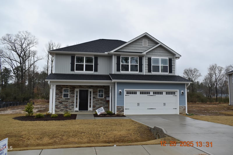 203 Lake Edge Dr, Lillington, NC 27546