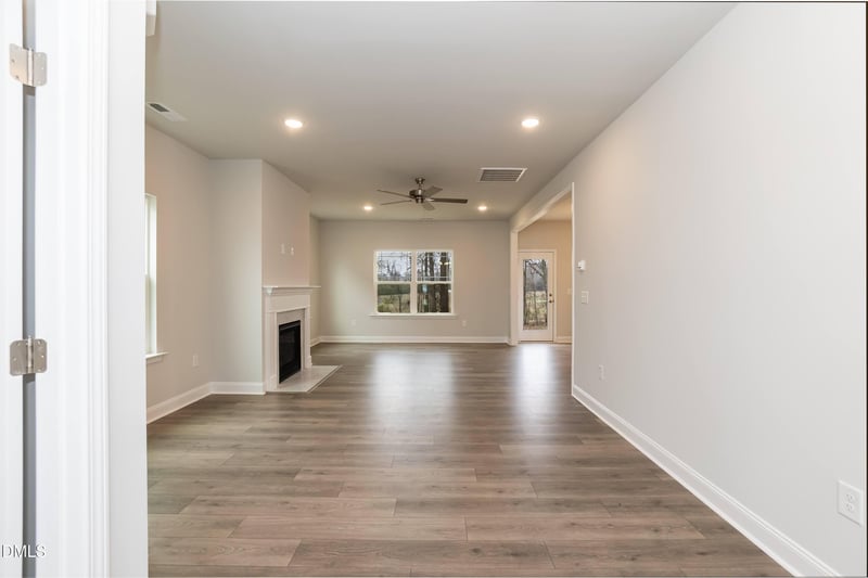 203 Lake Edge Dr, Lillington, NC 27546