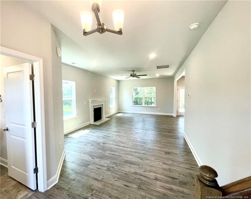 203 Lake Edge Dr, Lillington, NC 27546