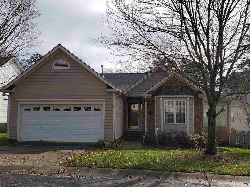 203 Latta Cir, Durham, NC 27712