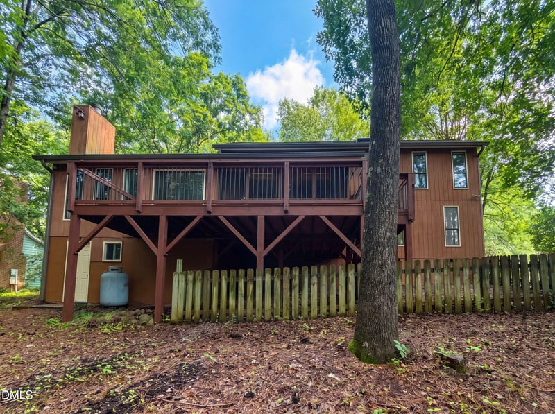 203 Laurie Ln, Cary, NC 27513