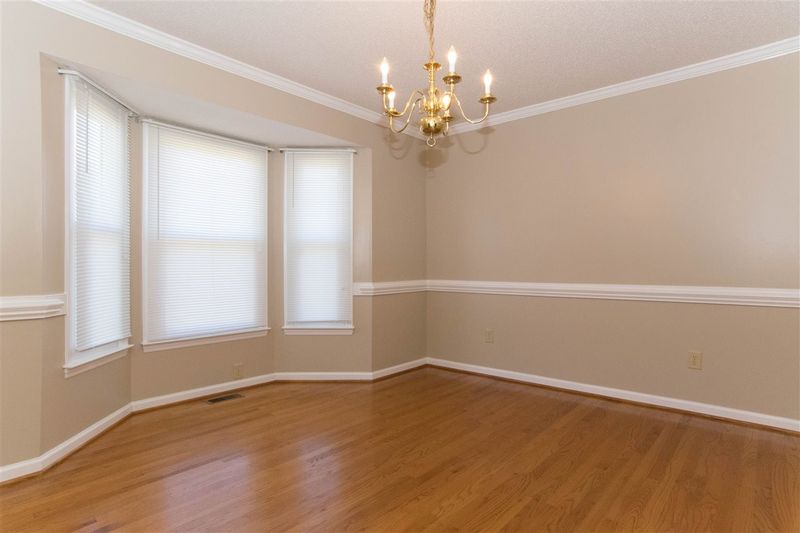 203 Lopez Ln, Clayton, NC 27527