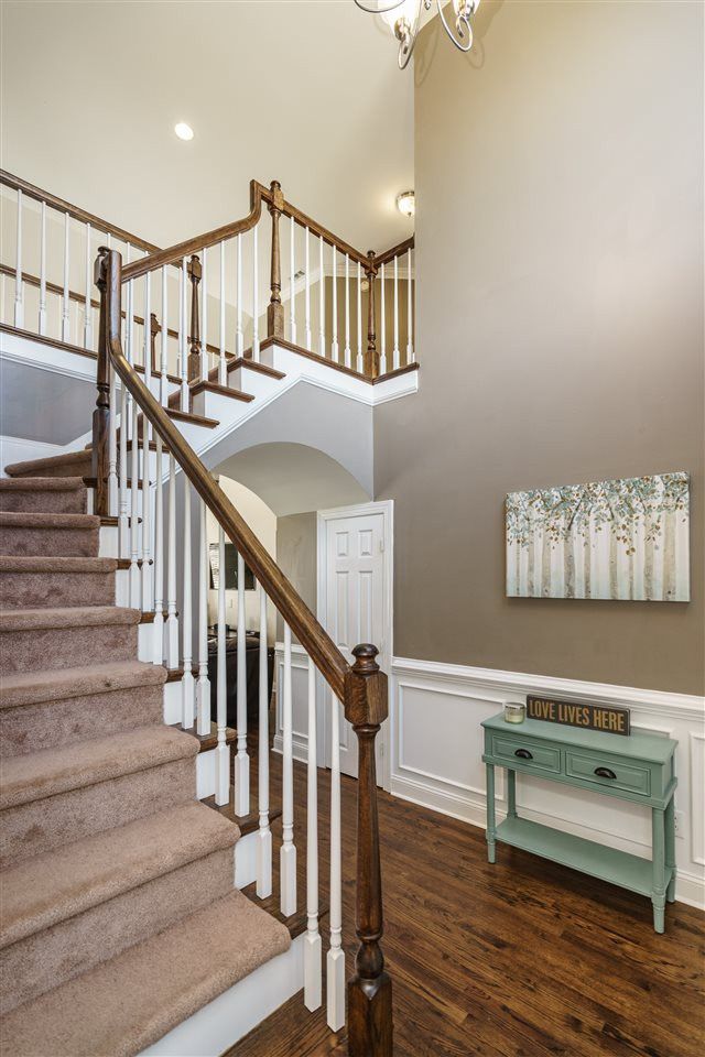 203 Lost Tree Ln, Cary, NC 27513