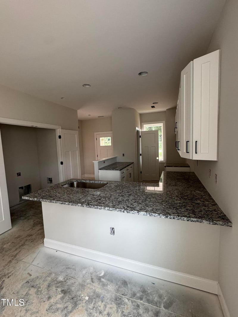 203 Main St #A, Four Oaks, NC 27524