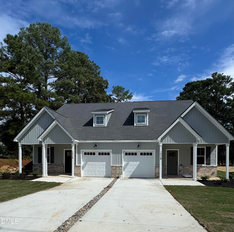 203 Main St #A, Four Oaks, NC 27524