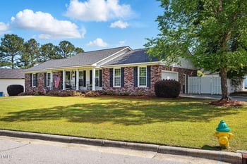 203 Marlowe Dr, Dunn, NC 28334