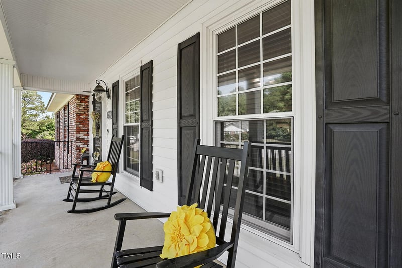 203 Marlowe Dr, Dunn, NC 28334