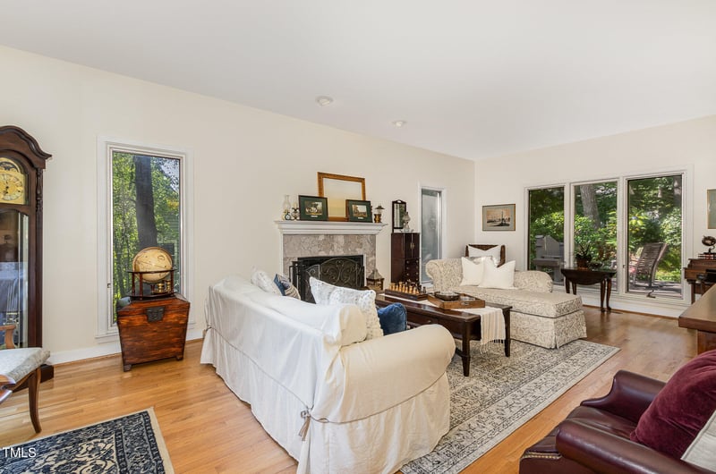 203 Old Forest Creek Dr, Chapel Hill, NC 27514