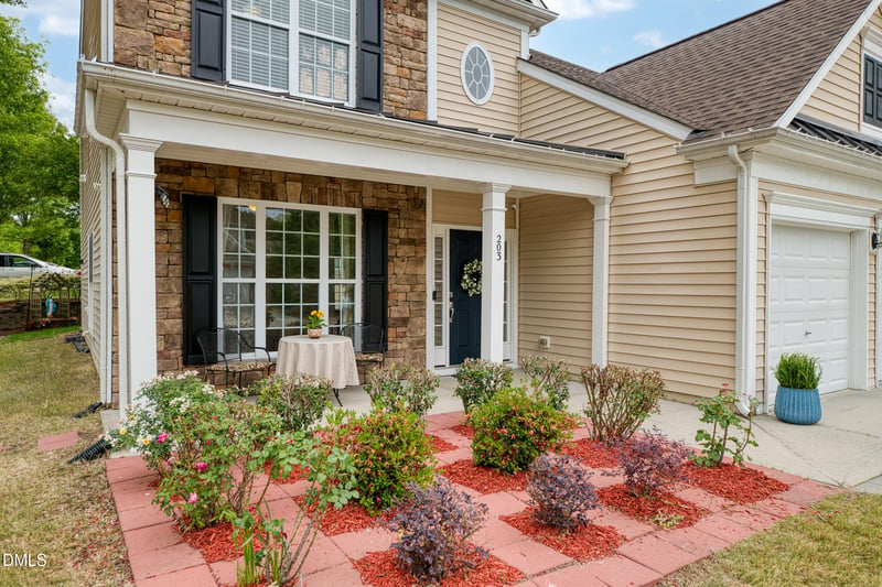 203 Oswego Ct, Morrisville, NC 27560