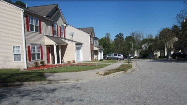 203 Pebblestone Dr, Durham, NC 27703