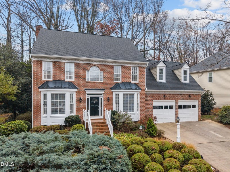 203 Piperwood Dr, Cary, NC 27518