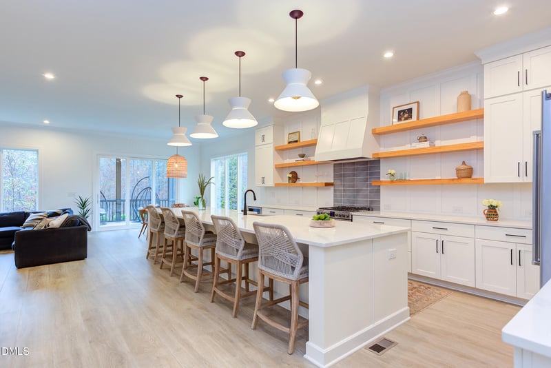 203 Post Oak Rd, Chapel Hill, NC 27516