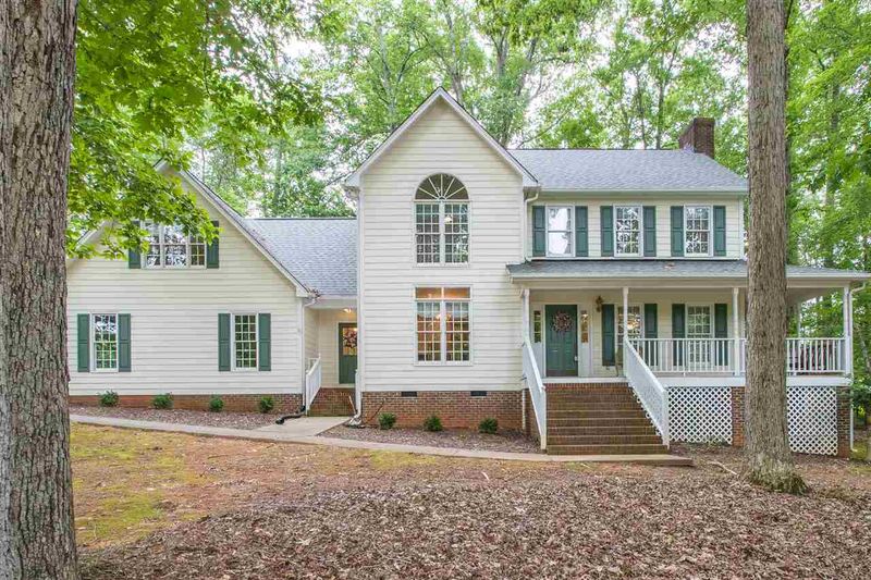 203 Prescott Dr, Durham, NC 27712