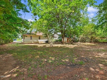 203 Scarlett Dr, Chapel Hill, NC 27517