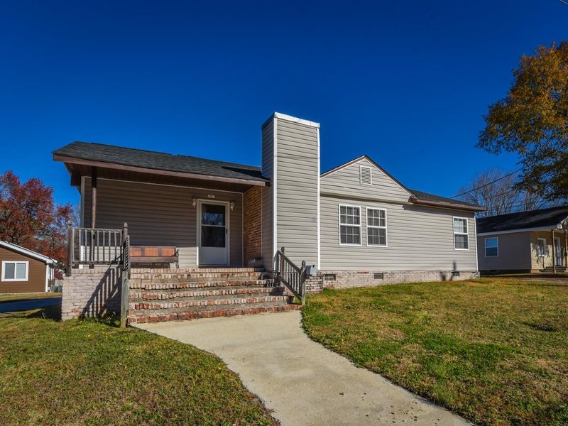 203 Smith Dr, Garner, NC 27529