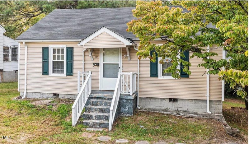 203 Spring St, Louisburg, NC 27549