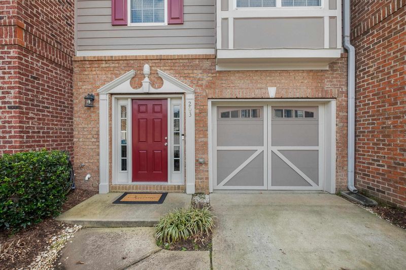 203 Storemont Way, Apex, NC 27539