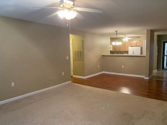 203 Sturbridge Dr #14, Clayton, NC 27520