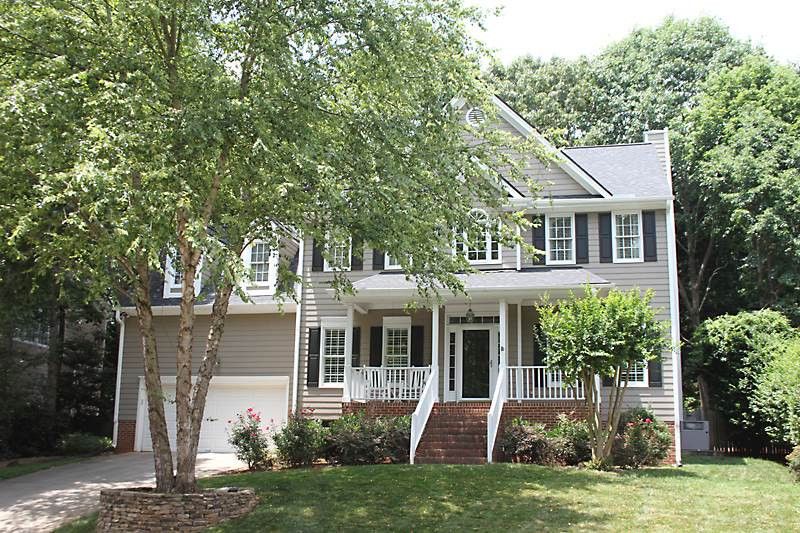 203 Townsend Ct, Cary, NC 27518