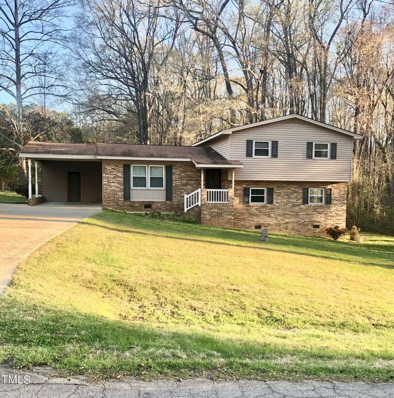203 Twin Oaks Dr, Durham, NC 27712