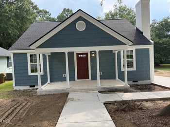 203 W Blanche St, Clayton, NC 27520