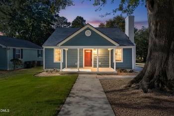 203 W Blanche St, Clayton, NC 27520