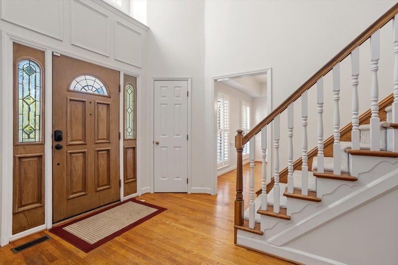 203 Widecombe Ct, Cary, NC 27513