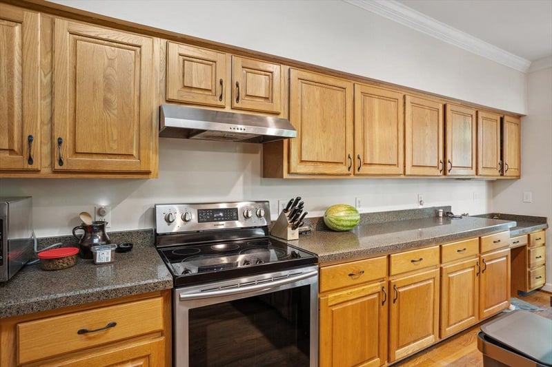 203 Widecombe Ct, Cary, NC 27513