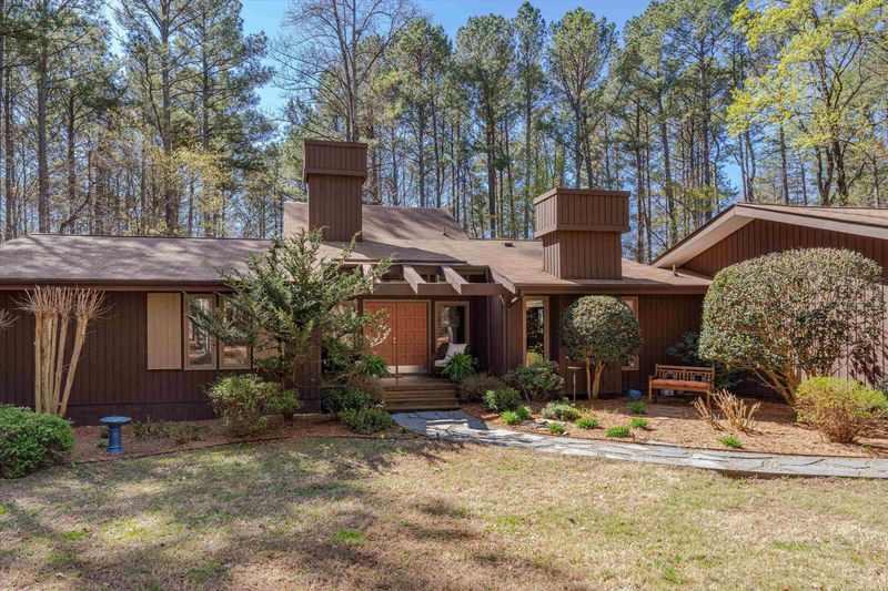 203 Wild Turkey Trl, Chapel Hill, NC 27516