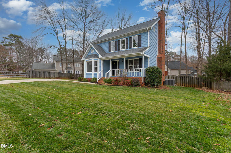 203 Wood Hollow Dr, Cary, NC 27513