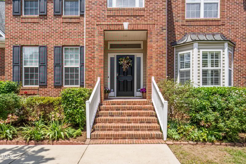 203 Worsham Dr, Chapel Hill, NC 27516