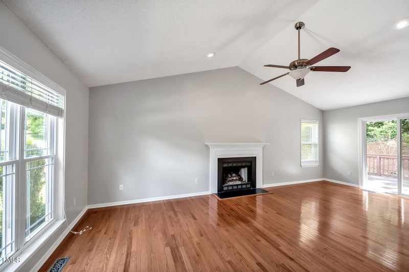 203 W Wyatts Pond Ln, Cary, NC 27513