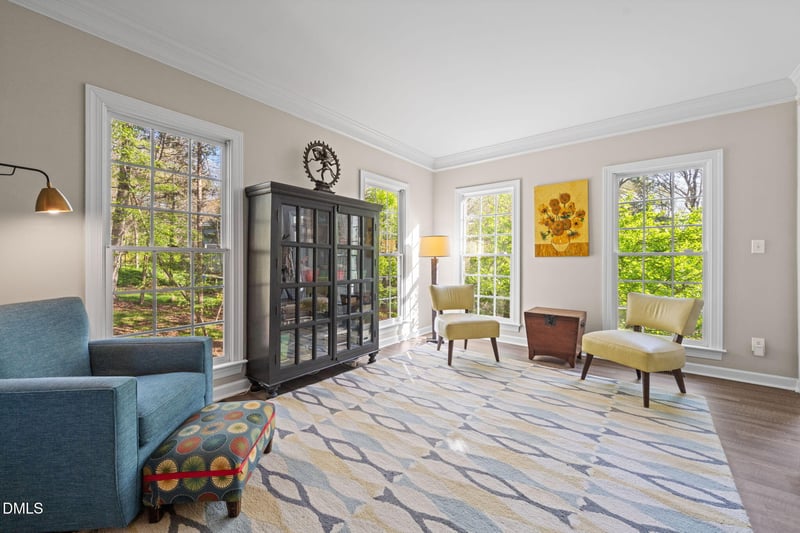 203 Wyndham Dr, Chapel Hill, NC 27516