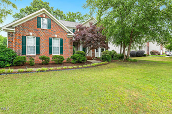 2030 Prairie Ridge Ct, Fuquay Varina, NC 27526