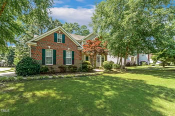 2030 Prairie Ridge Ct, Fuquay Varina, NC 27526