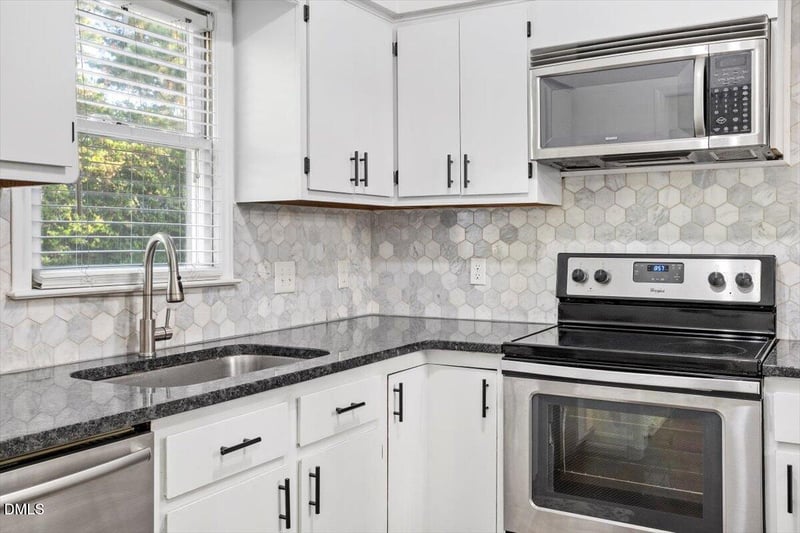 2031 Township Cir, Raleigh, NC 27609
