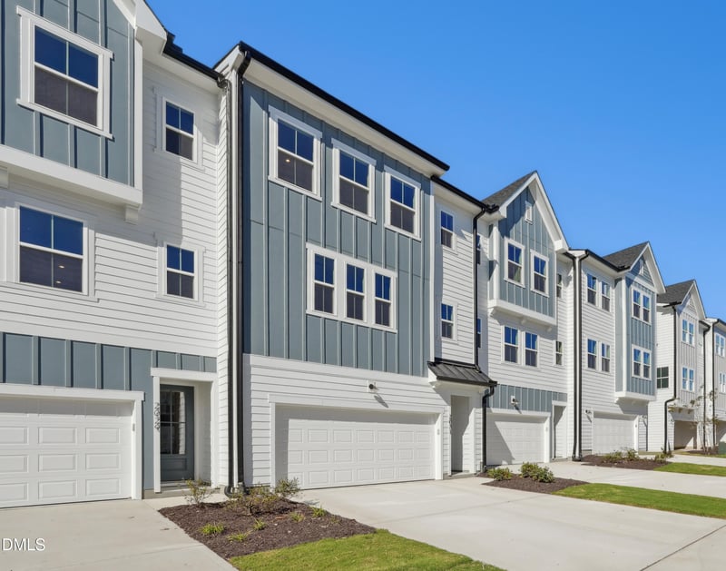 2031 Trident Maple Ln, Chapel Hill, NC 27517