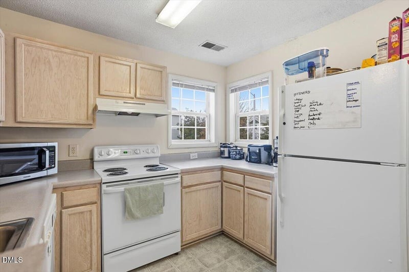 2031 Wolfmill Dr #204, Raleigh, NC 27603