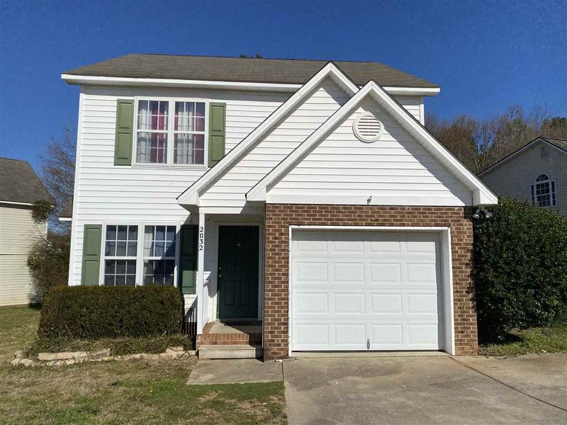 2032 Mckinnon Dr, Clayton, NC 27520