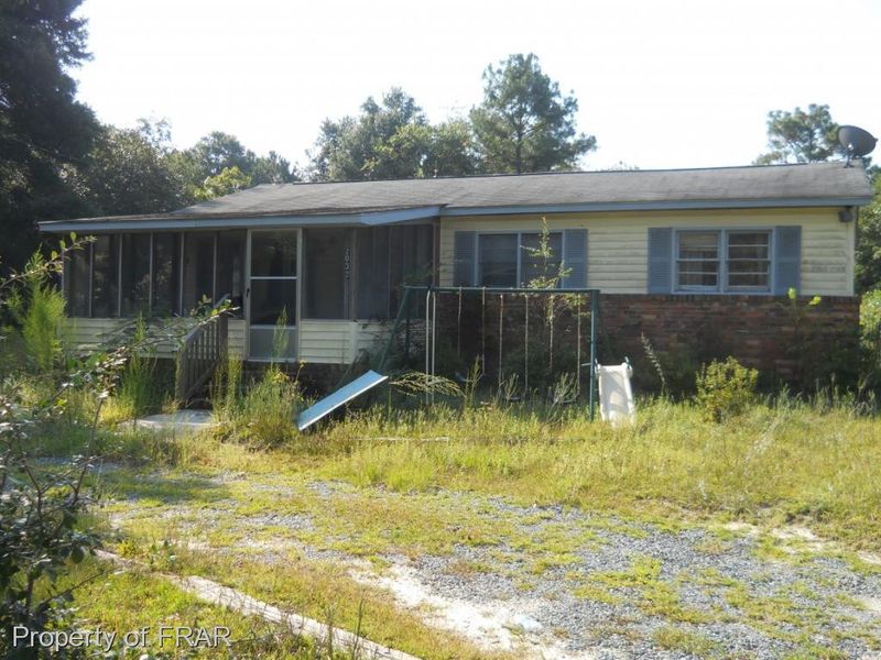 2032 Memory Rd, Hope Mills, NC 28348