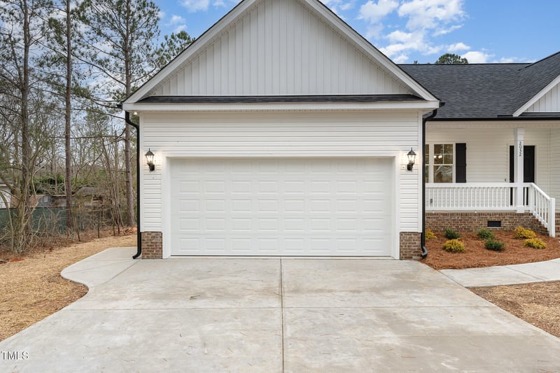2032 Nickel Dr, Clayton, NC 27520