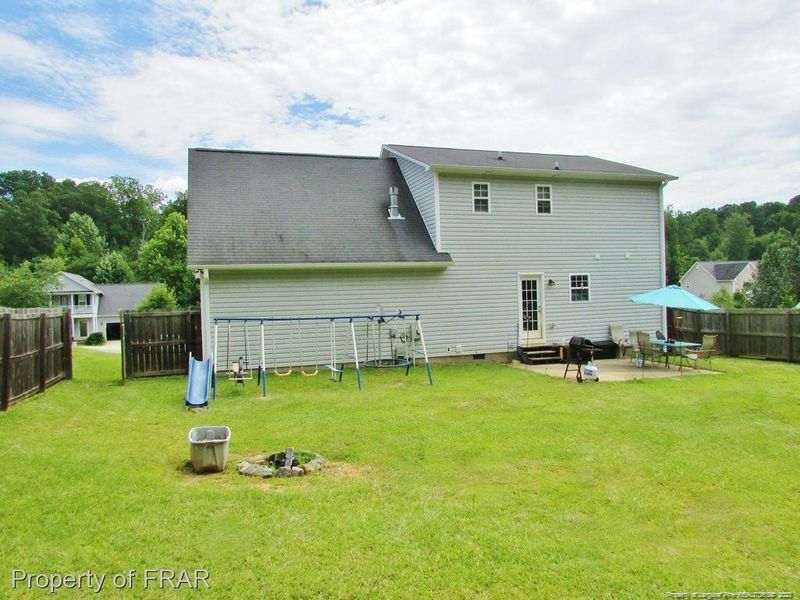 2033 Fairview Ln, Sanford, NC 27330