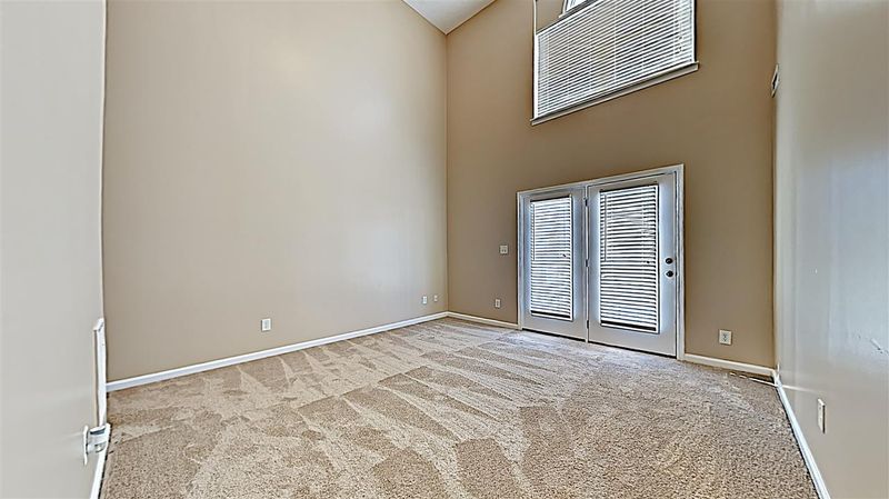 2033 Spring Creek Dr, Durham, NC 27704
