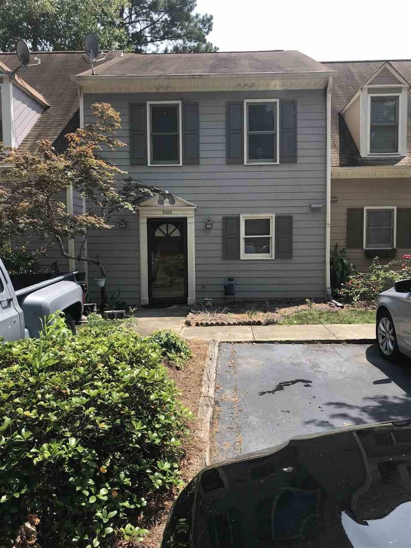 2033 Township Cir, Raleigh, NC 27609