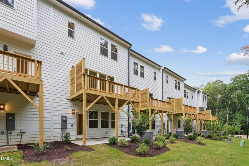 2033 Trident Maple Ln, Chapel Hill, NC 27517