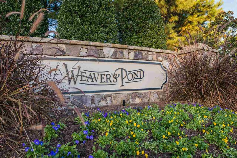 2033 Tulip Spring Dr, Zebulon, NC 27597